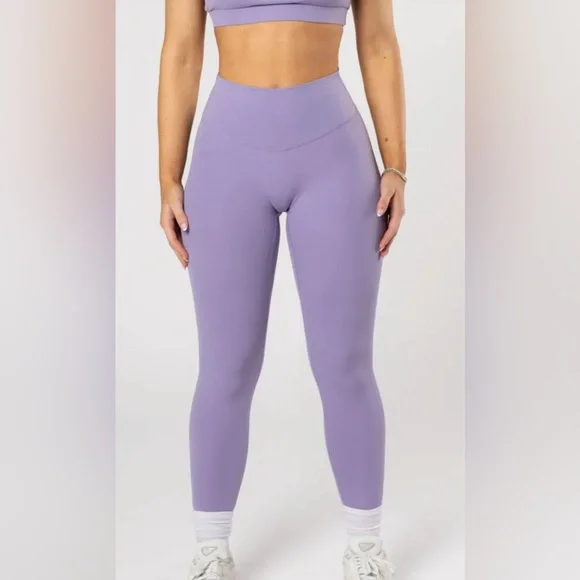 PARAGON Lavender Original High-Rise Sculptseam Plus Legging - Picture 3 of 9